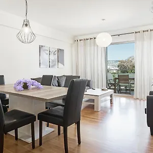  Apartment Rodamar I By An Island