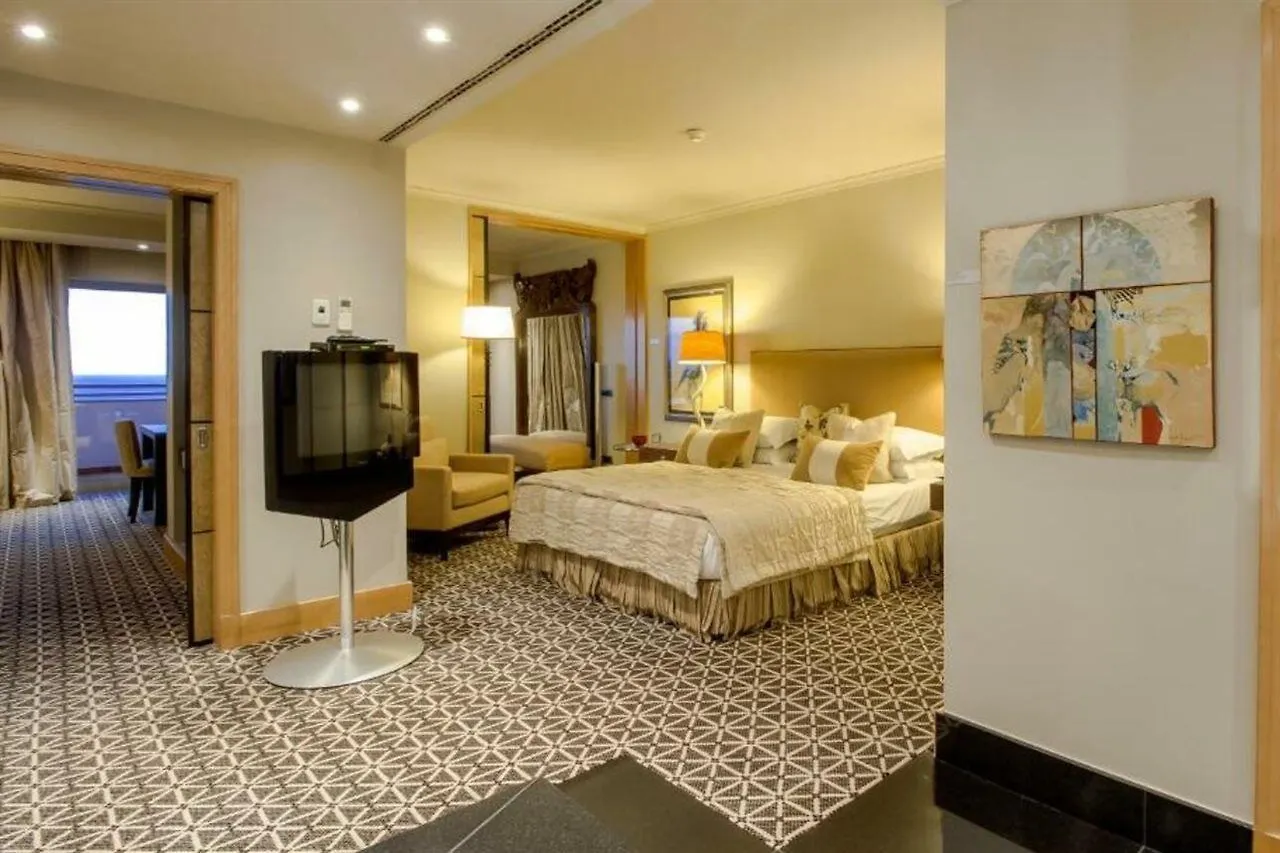 Royal Savoy - Ocean Resort - Savoy Signature Funchal  Hotel
